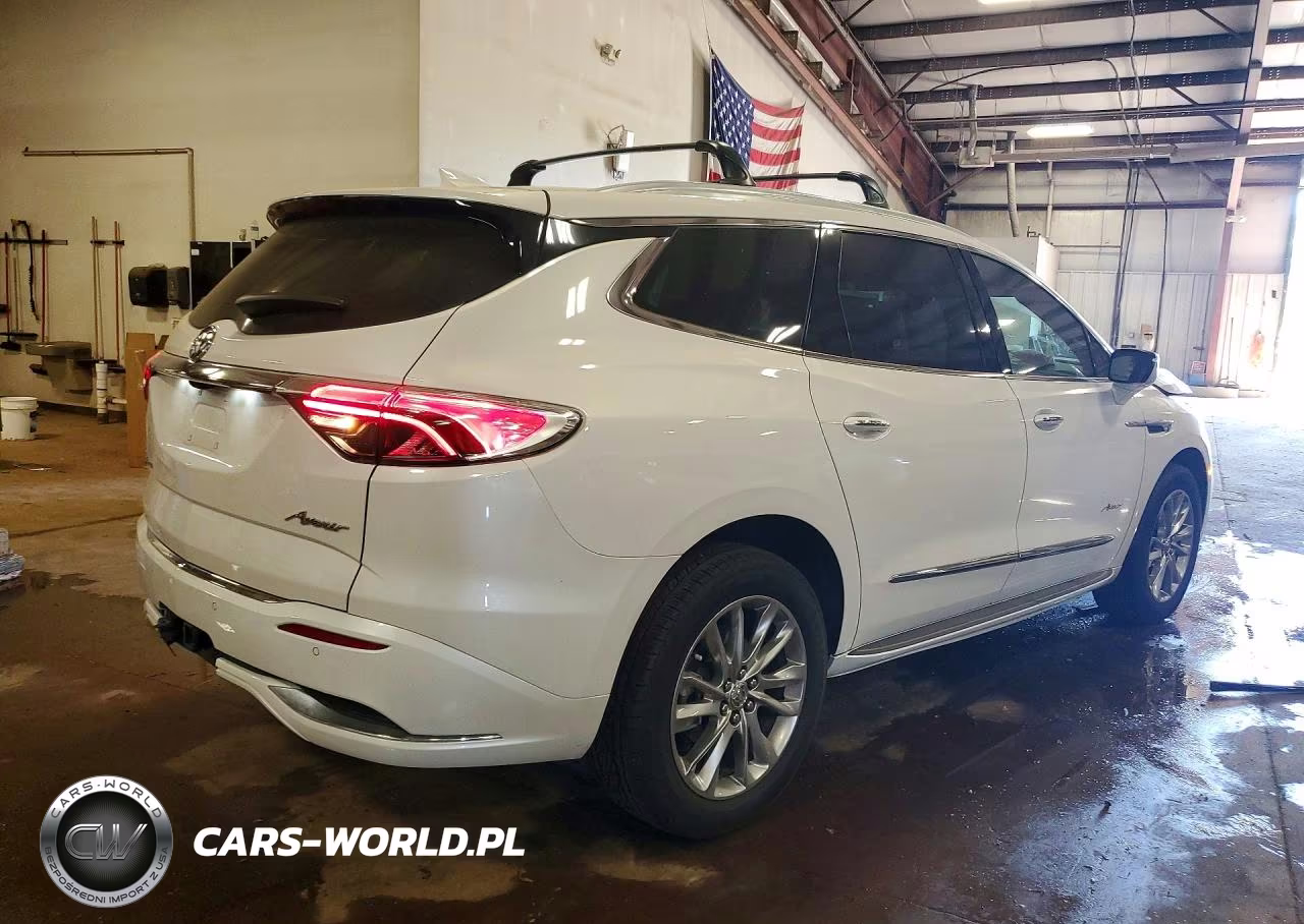 2023 Buick Enclave Avenir VIN:5GAEVCKW3PJ136980 - 3