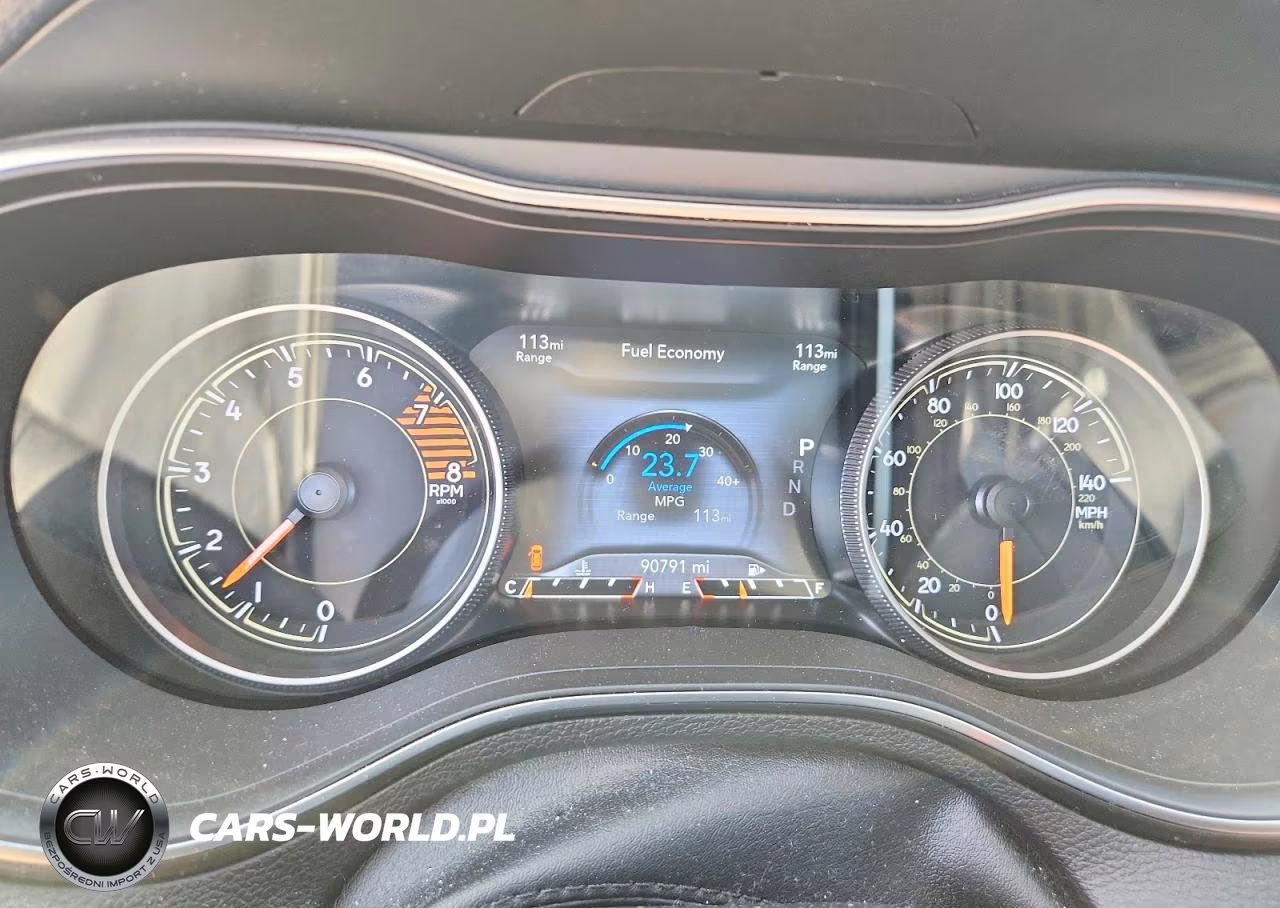 2020 Jeep Cherokee Limited VIN:1C4PJMDX6LD617085 - 9