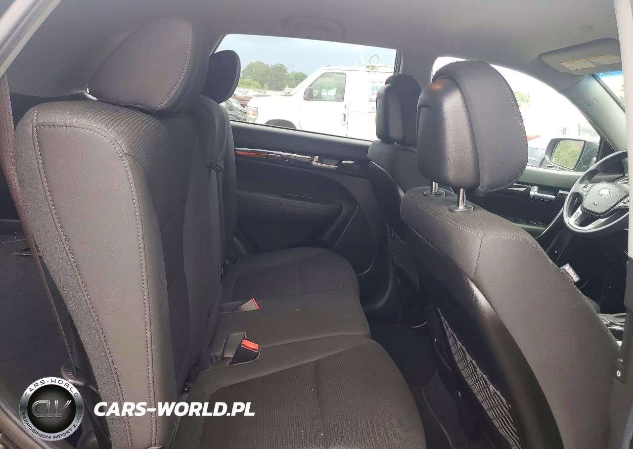 2014 Kia Sorento Lx VIN:5XYKTCA63EG545843 - 11