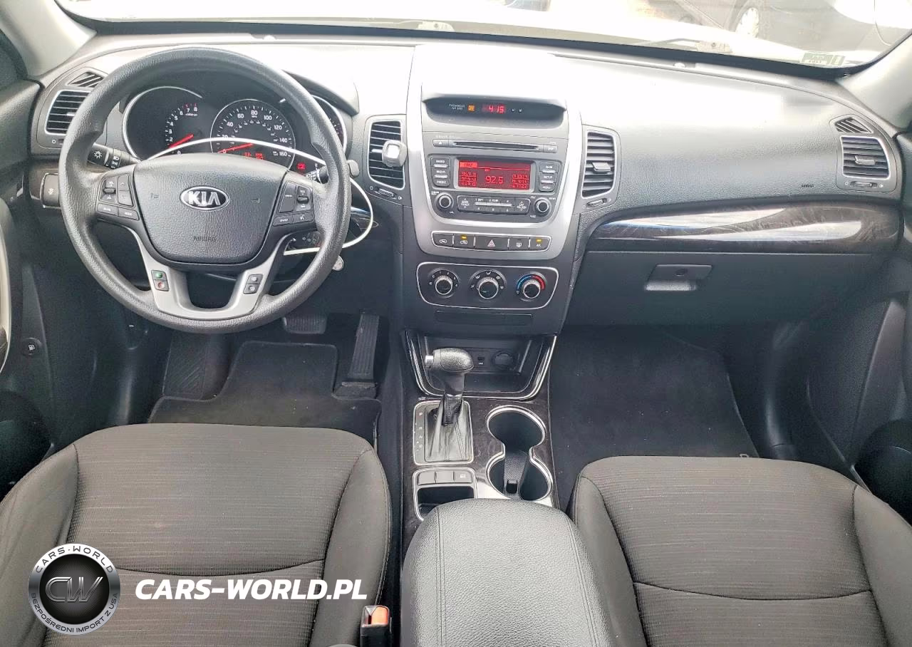 2014 Kia Sorento Lx VIN:5XYKTCA63EG545843 - 8