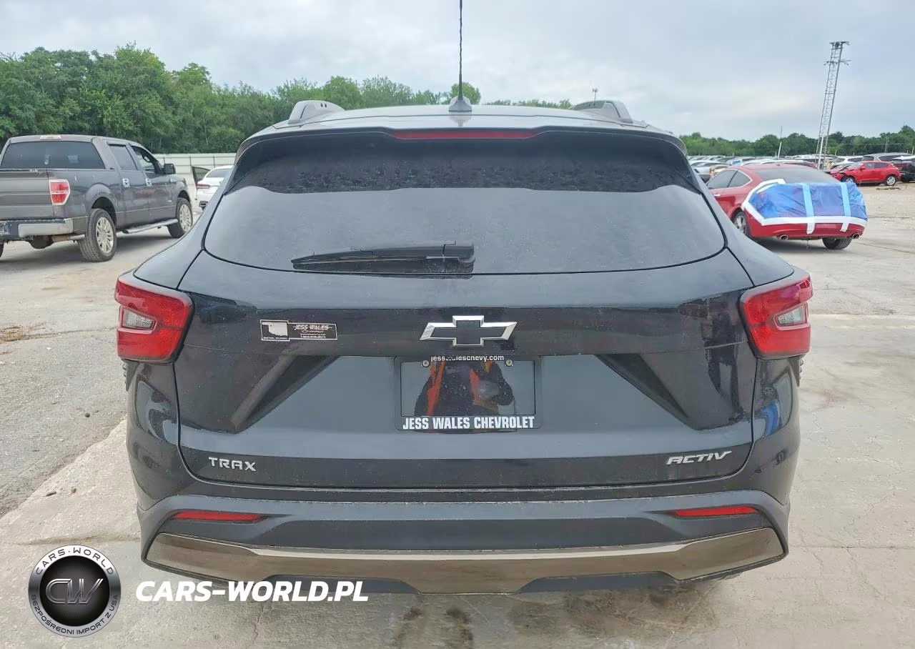 2024 Chevrolet Trax Activ VIN:KL77LKE24RC002533 - 6