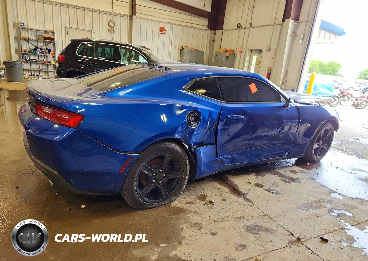 2017 Chevrolet Camaro Lt VIN:1G1FB1RS0H0126085 - 3
