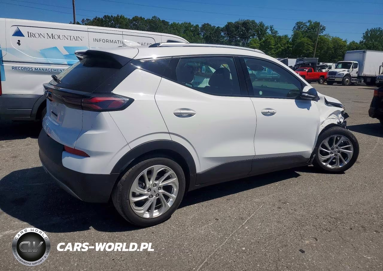 2023 Chevrolet Bolt Euv Lt VIN:1G1FY6S00P4140516 - 3