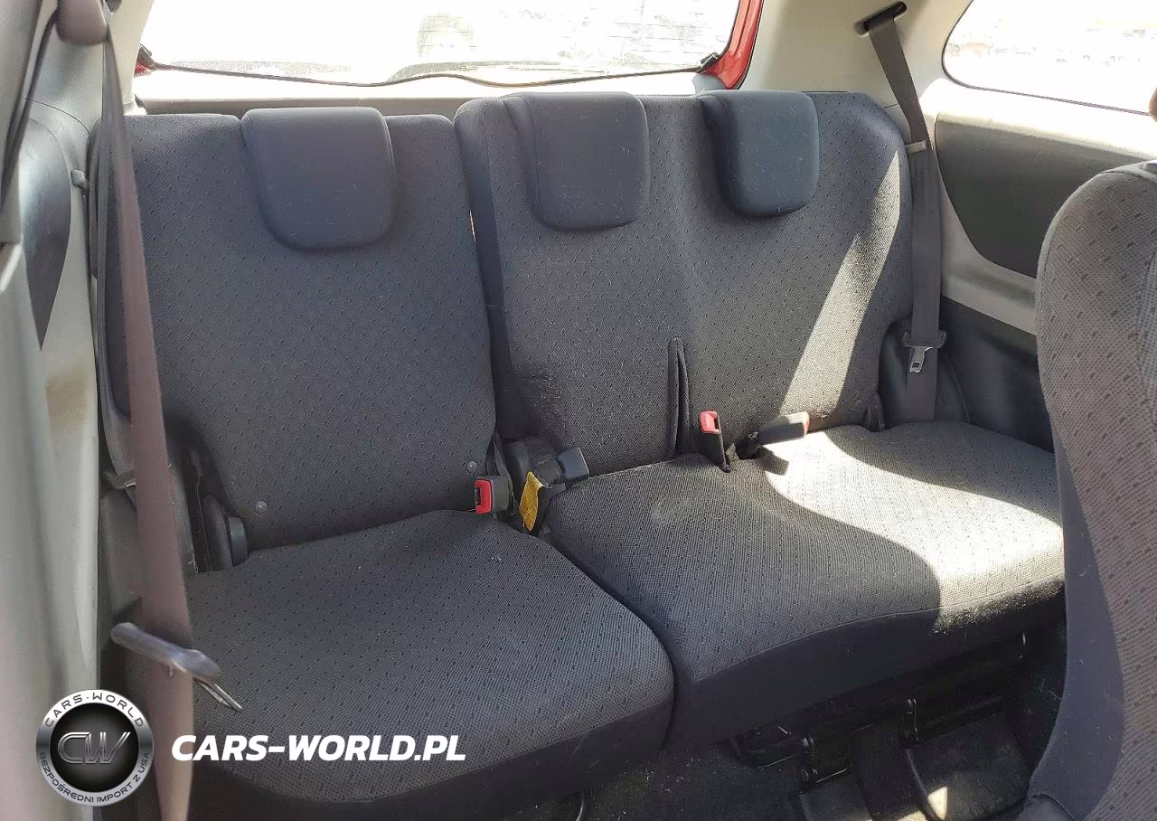 2009 Toyota Yaris Base VIN:JTDJT903X95237122 - 10