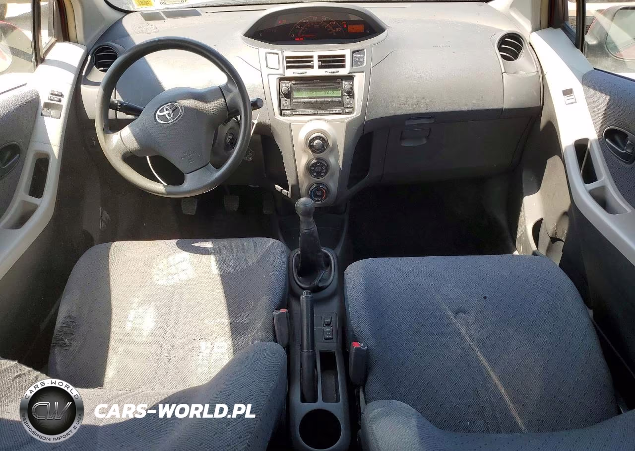 2009 Toyota Yaris Base VIN:JTDJT903X95237122 - 8