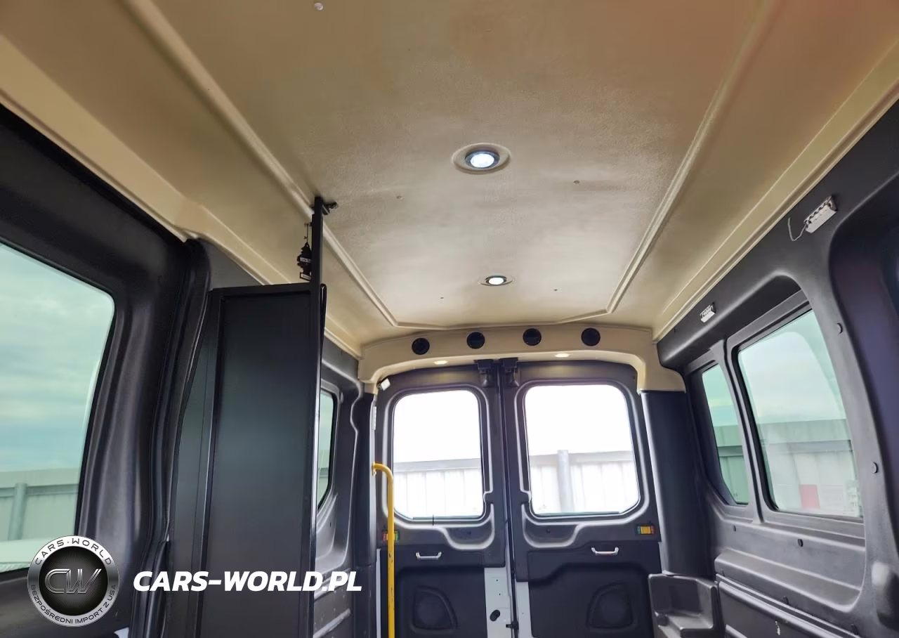 2017 Ford Transit T-250 VIN:1FTYR2CM9HKA02087 - 10