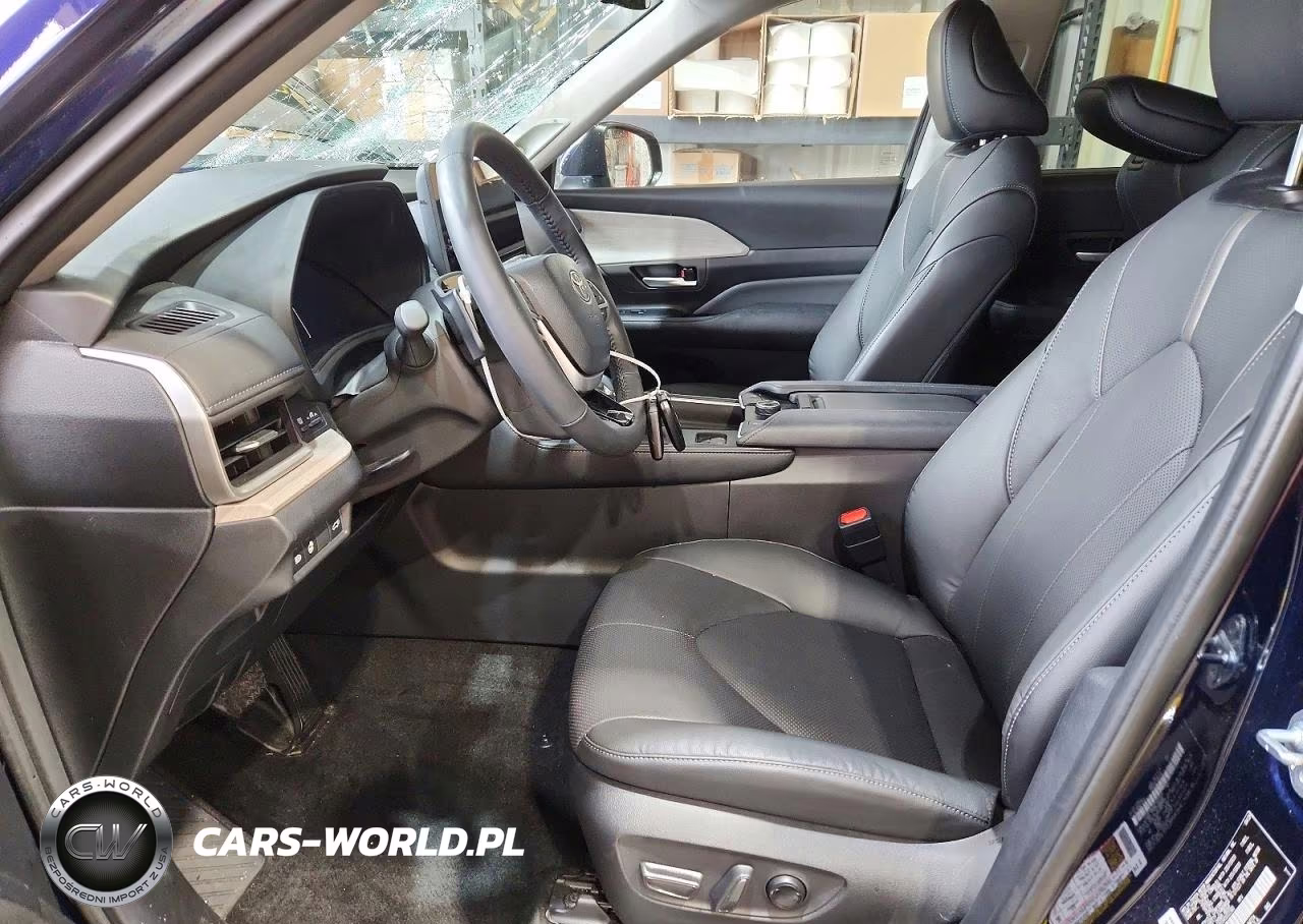 2024 Toyota Grand Highlander Platinum VIN:5TDAAAB55RS052380 - 7
