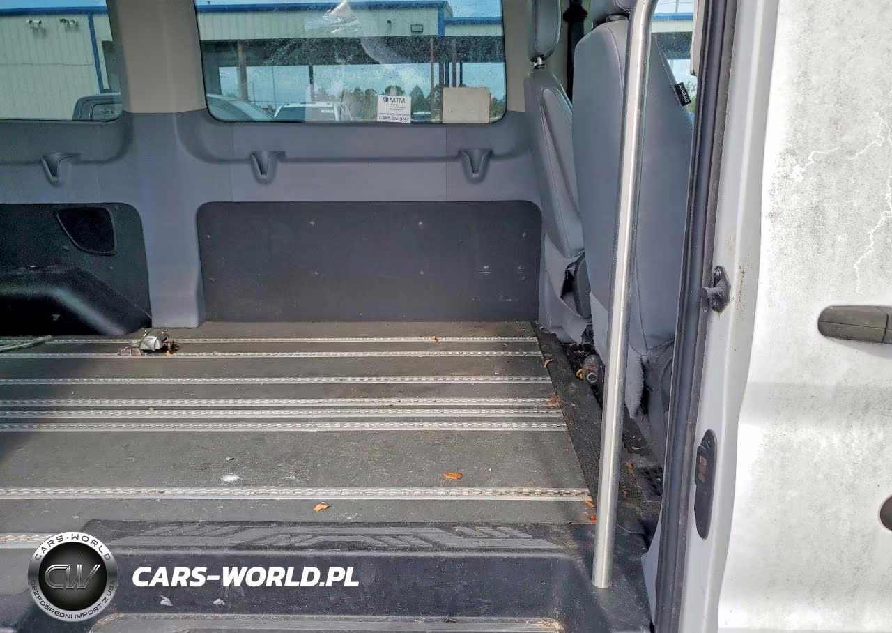 2015 Ford Transit T-150 VIN:1FMZK1CM3FKB06604 - 11