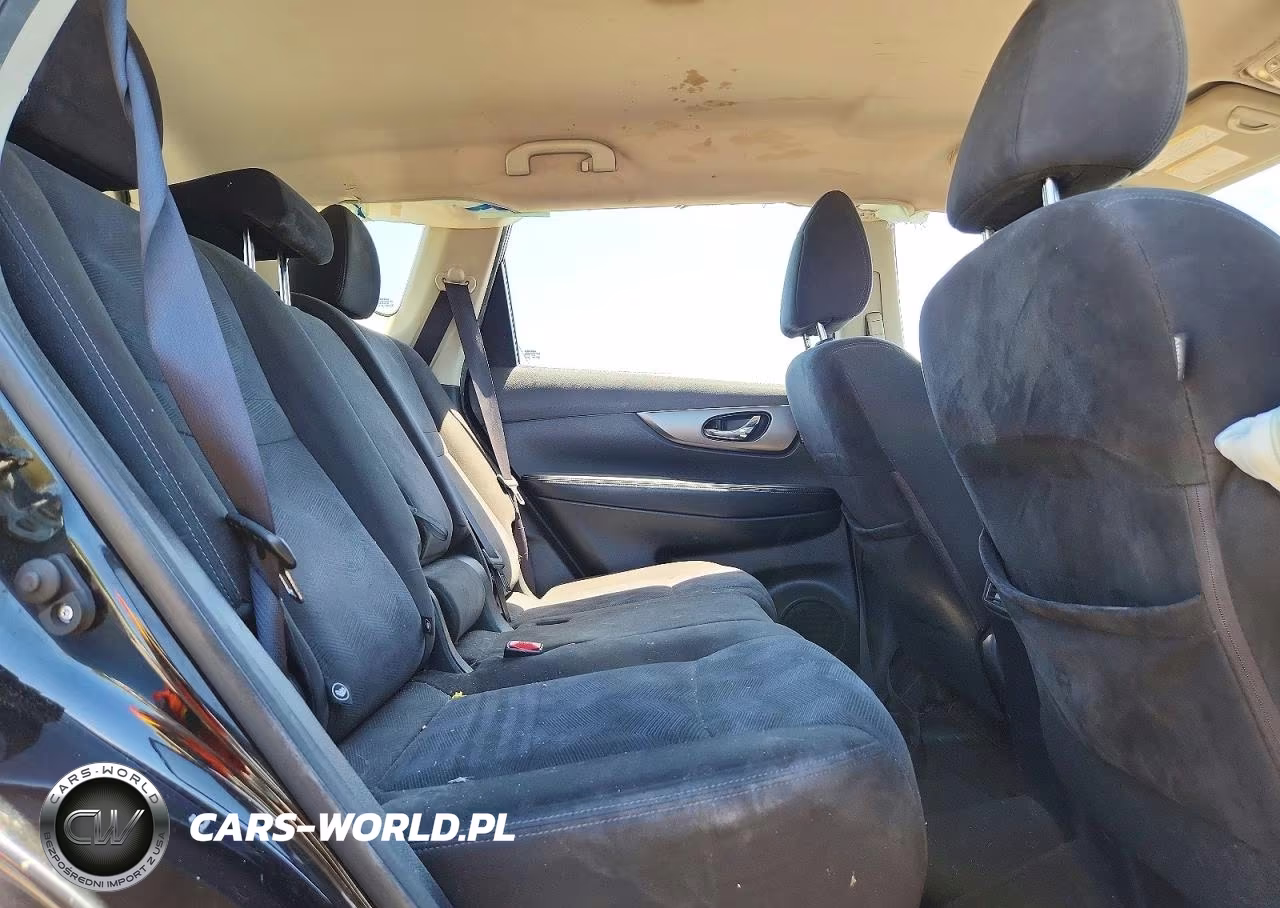 2015 Nissan Rogue S VIN:KNMAT2MT7FP548279 - 11