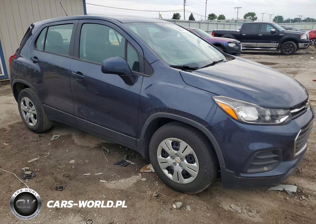 2018 Chevrolet Trax Ls VIN:3GNCJKSB7JL221840 - 4