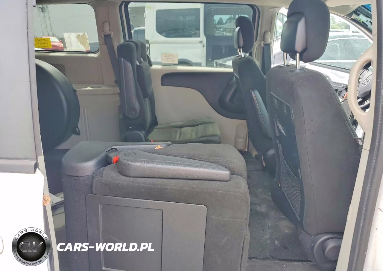 2016 Dodge Grand Caravan Sxt VIN:2C4RDGCGXGR180794 - 10