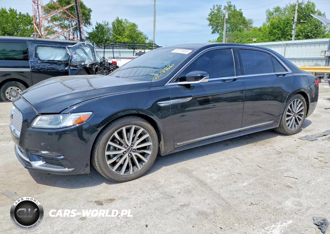 2017 Lincoln Continental Select