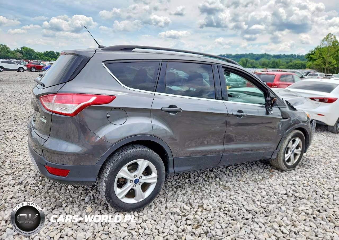 2015 Ford Escape Se VIN:1FMCU0GX9FUC76887 - 3