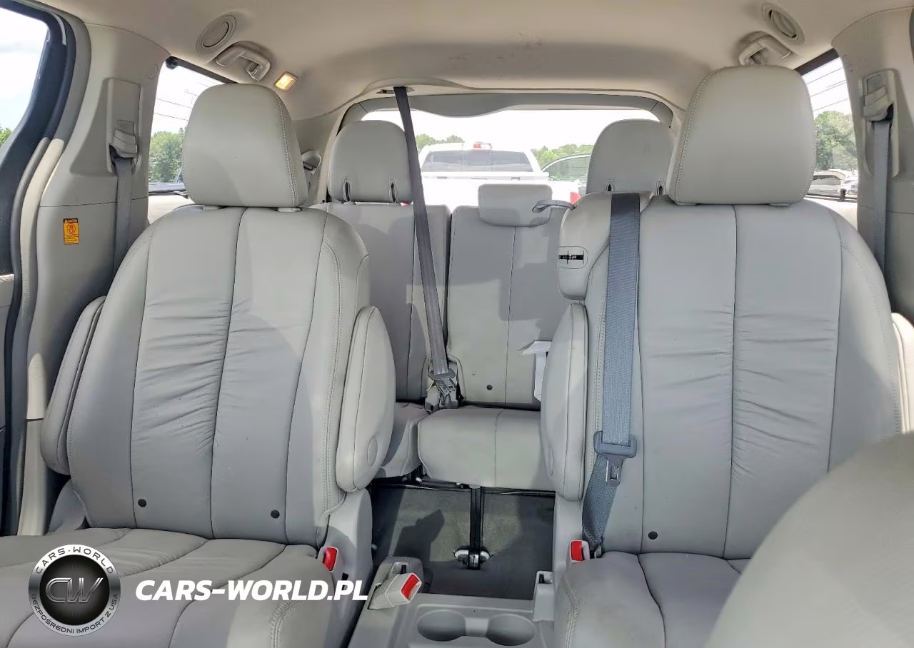 2012 Toyota Sienna Xle 8-Passenger VIN:5TDYK3DC8CS211970 - 10