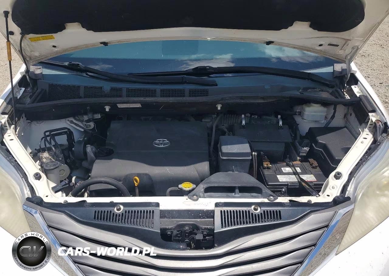 2012 Toyota Sienna Xle 8-Passenger VIN:5TDYK3DC8CS211970 - 12