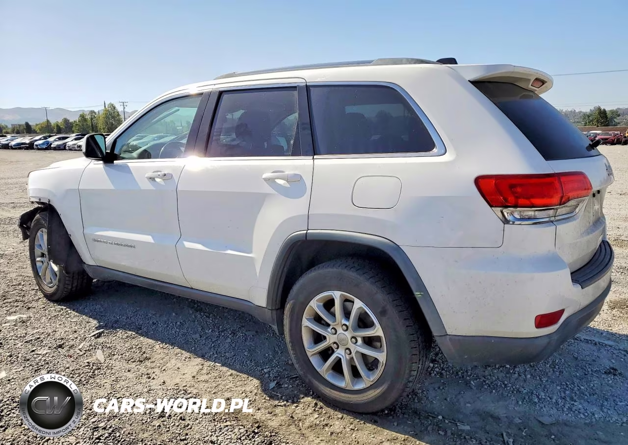 2015 Jeep Grand Cherokee Laredo VIN:1C4RJEAG4FC669571 - 2