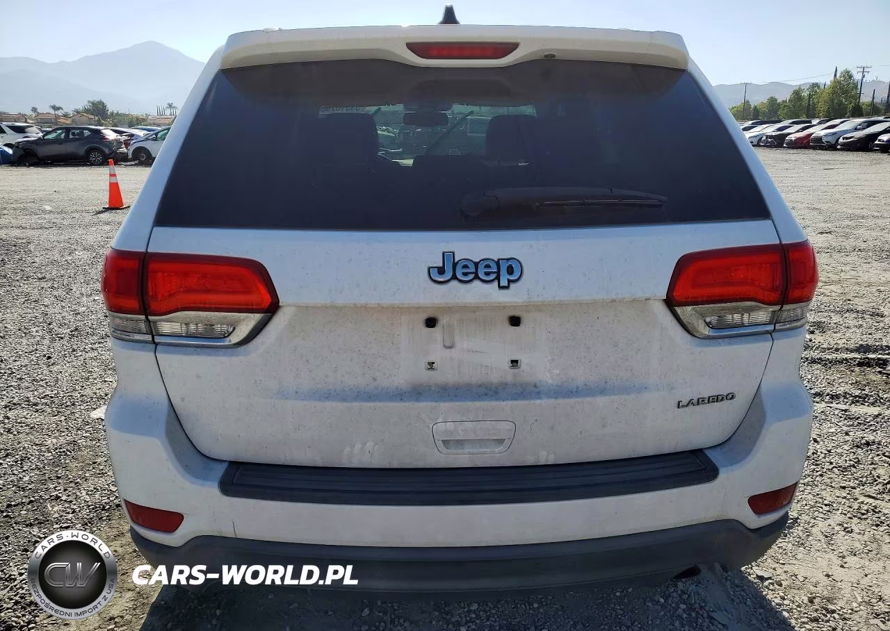 2015 Jeep Grand Cherokee Laredo VIN:1C4RJEAG4FC669571 - 6