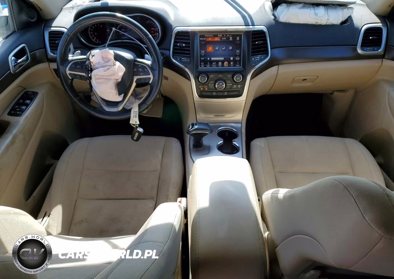 2015 Jeep Grand Cherokee Laredo VIN:1C4RJEAG4FC669571 - 8