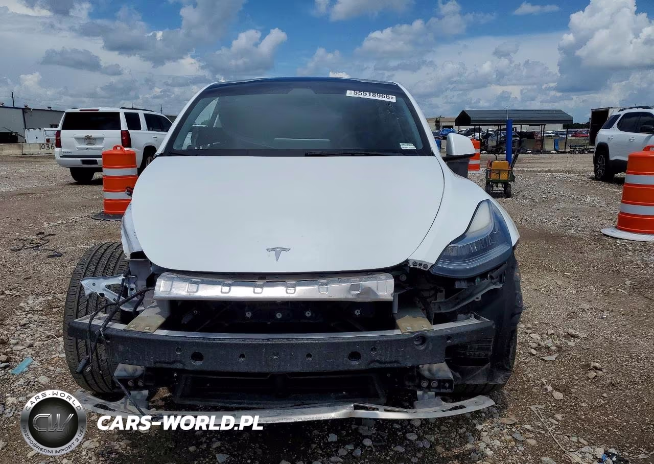 2022 Tesla Model Y VIN:7SAYGDEE9NF436190 - 5
