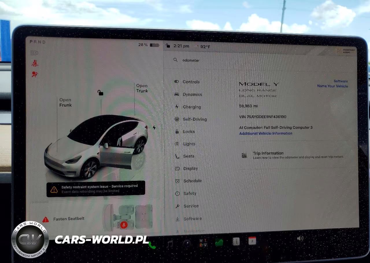 2022 Tesla Model Y VIN:7SAYGDEE9NF436190 - 9