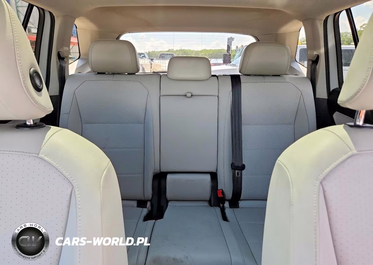 2019 Volkswagen Tiguan Se VIN:3VV2B7AX4KM065779 - 10