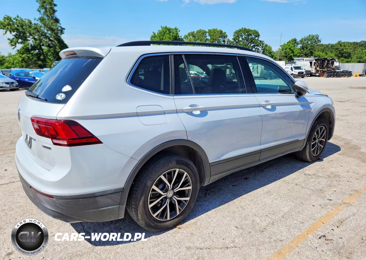 2019 Volkswagen Tiguan Se VIN:3VV2B7AX4KM065779 - 3