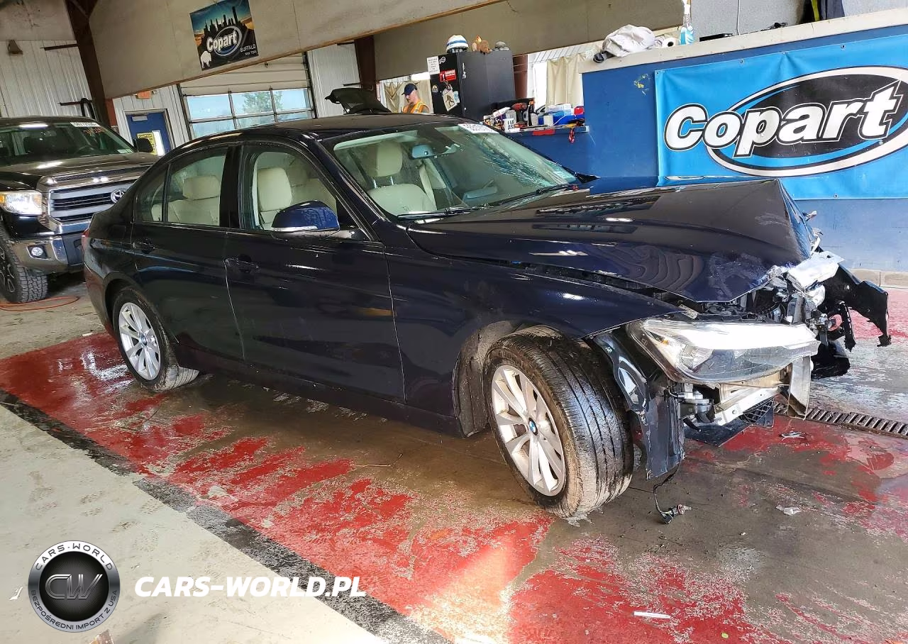 2017 BMW 320 Xi VIN:WBA8A3C50HK691116 - 4