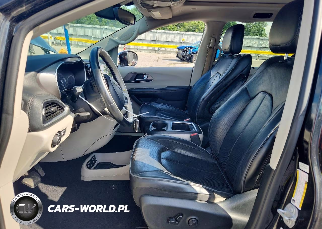 2018 Chrysler Pacifica Limited VIN:2C4RC1GG9JR320576 - 7