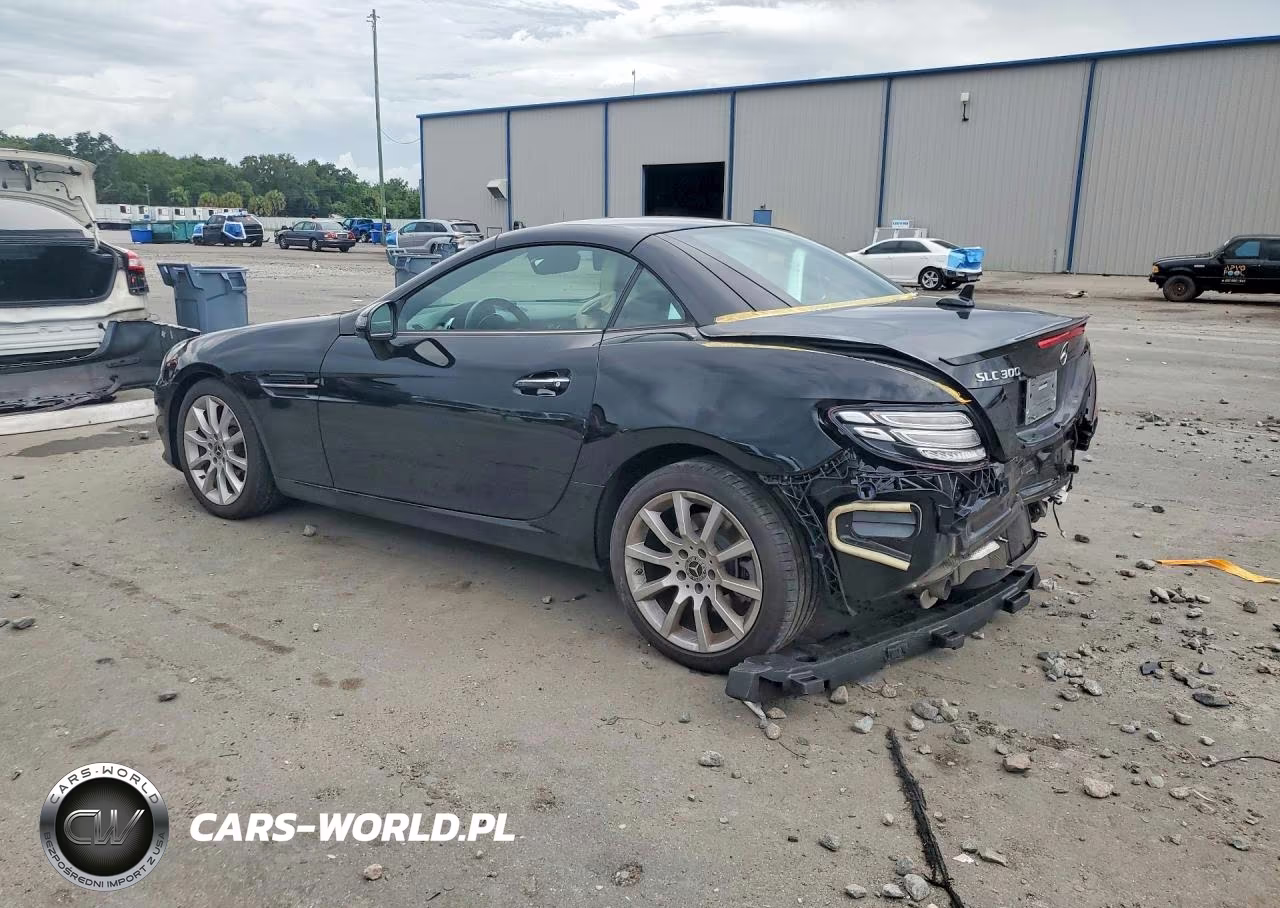 2018 Mercedes-Benz Slc 300 VIN:WDDPK3JA6JF155982 - 2