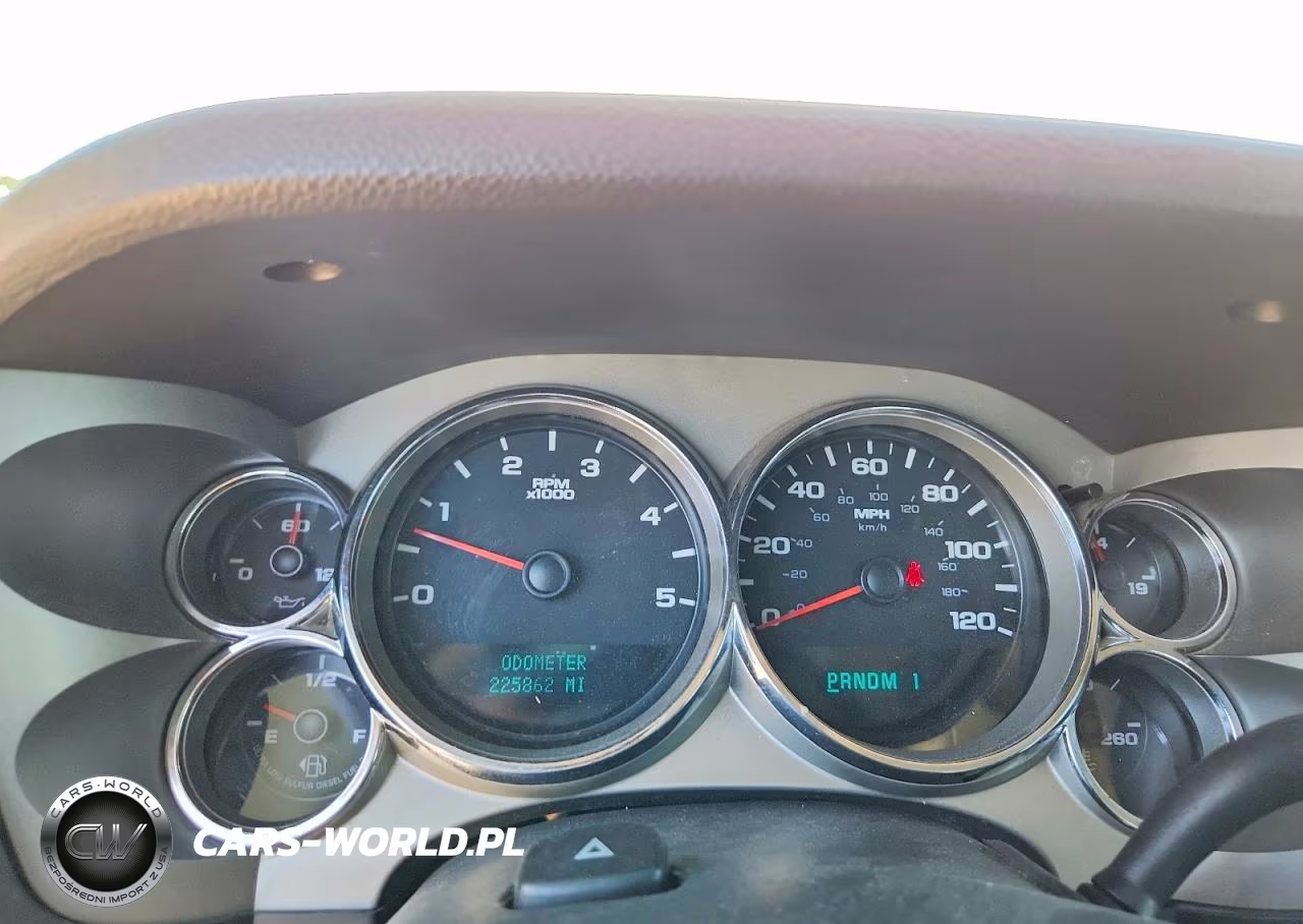 2007 GMC Sierra K2500 Heavy Duty VIN:1GTHK236X7F510548 - 9
