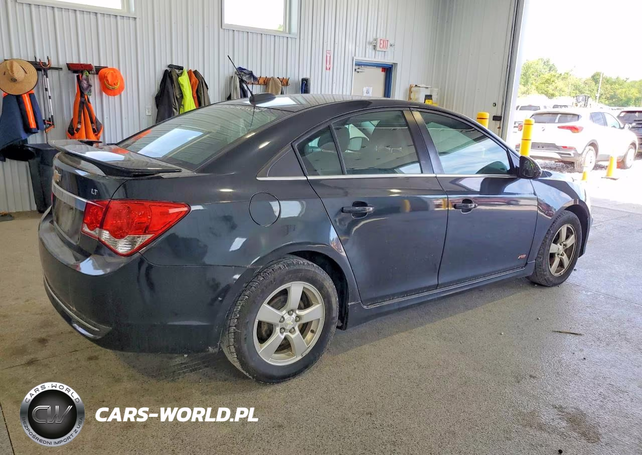 2015 Chevrolet Cruze Lt VIN:1G1PC5SB4F7160697 - 3