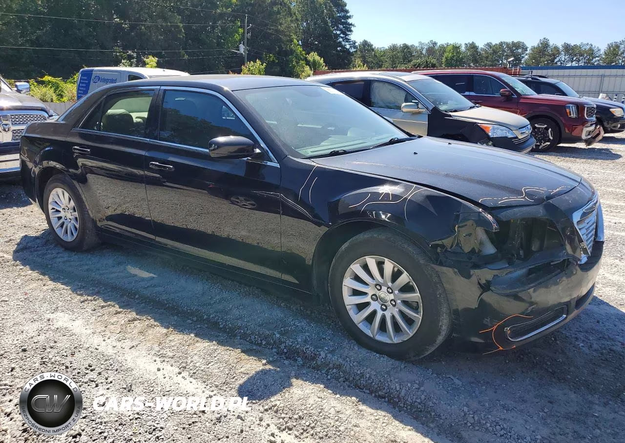 2014 Chrysler 300 VIN:2C3CCAAG3EH138967 - 4