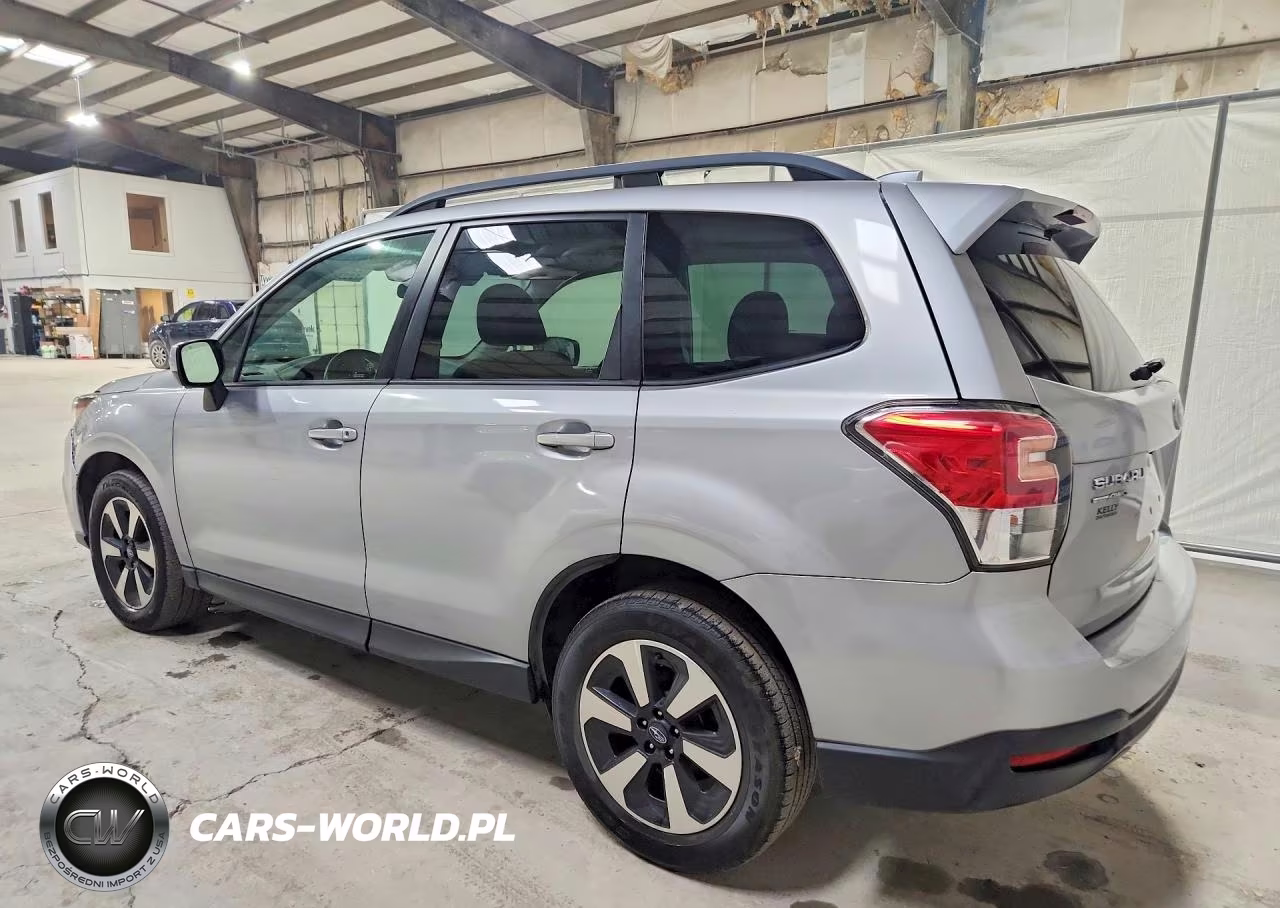 2018 Subaru Forester 2.5I Premium VIN:JF2SJAGC4JH464070 - 2