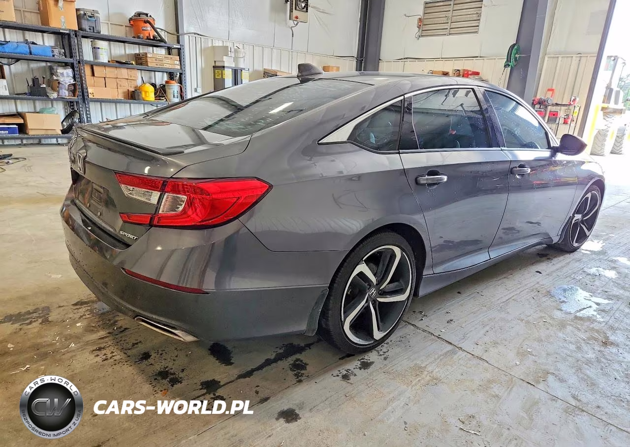 2019 Honda Accord Sport VIN:1HGCV1F31KA135895 - 3