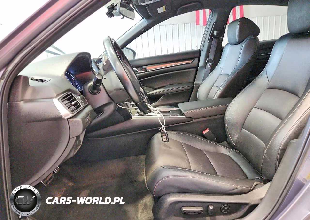 2019 Honda Accord Sport VIN:1HGCV1F31KA135895 - 7