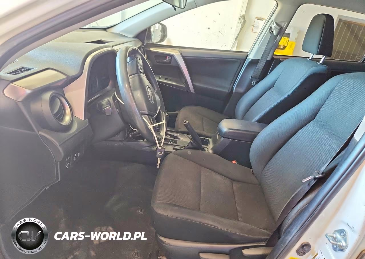 2017 Toyota Rav4 Le VIN:JTMBFREV8HJ104810 - 7