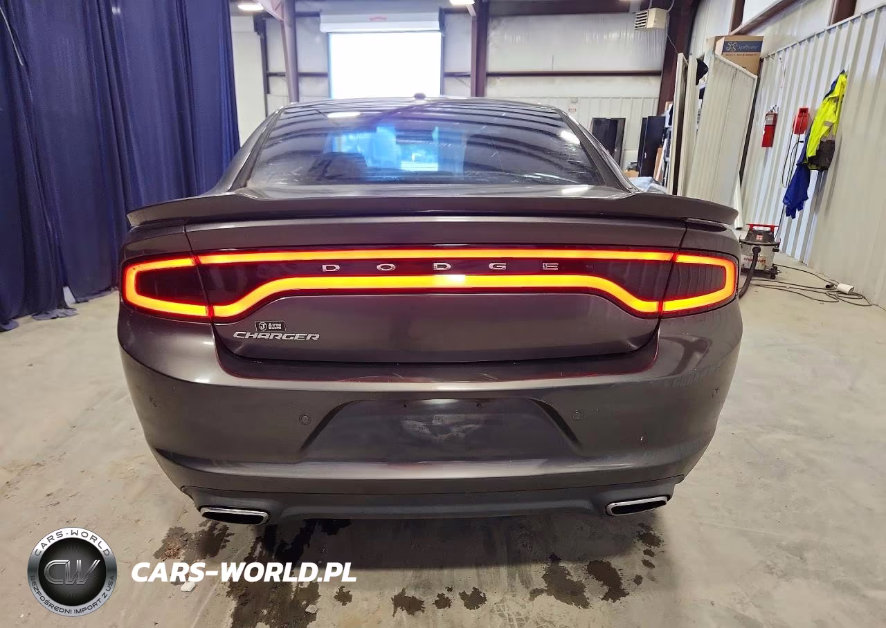 2015 Dodge Charger VIN:2C3CDXBG8FH812806 - 6