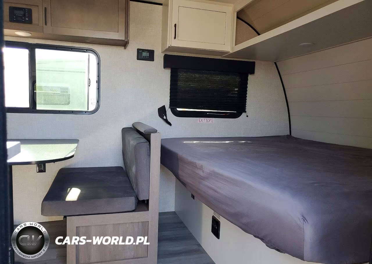2025 Jayco Jay Flight Series VIN:1UJBC0AK7S7ZC0259 - 5