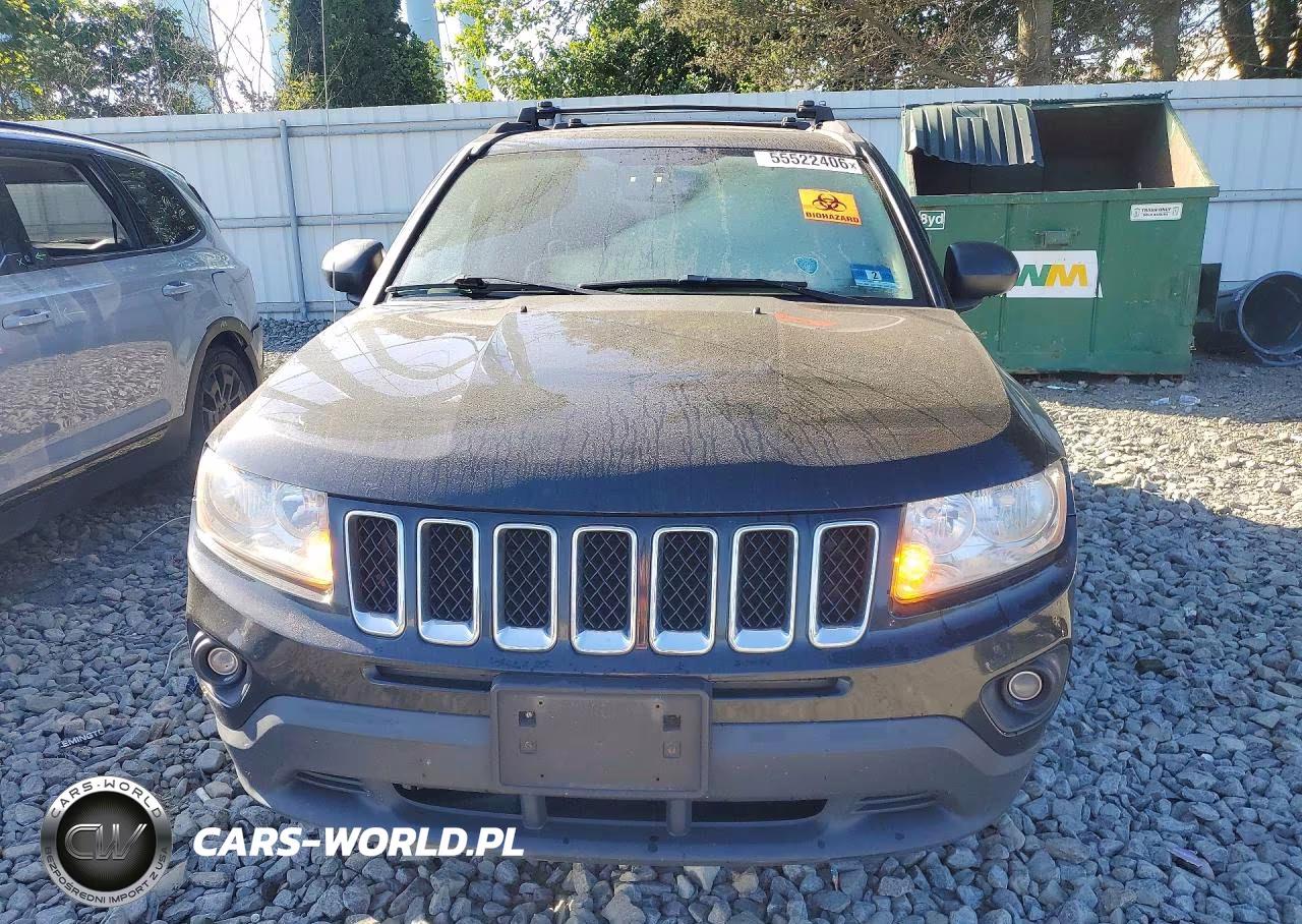 2012 Jeep Compass Latitude VIN:1C4NJDEB2CD588646 - 5