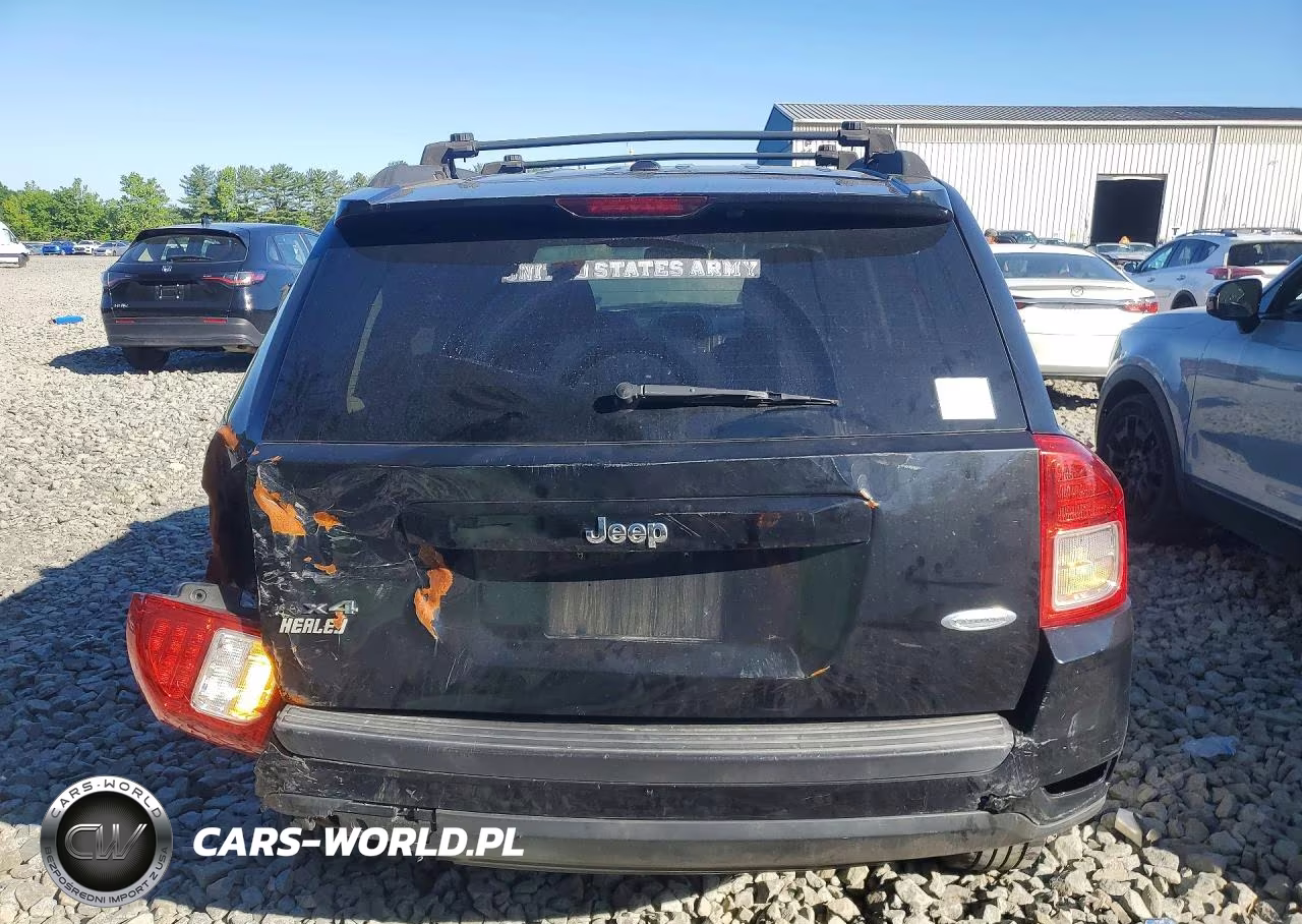 2012 Jeep Compass Latitude VIN:1C4NJDEB2CD588646 - 6
