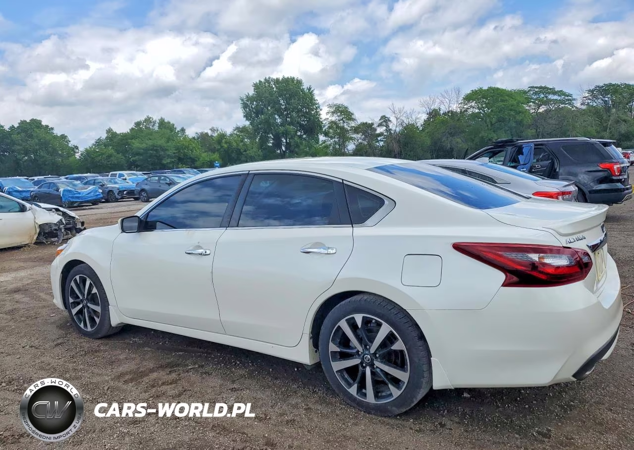 2018 Nissan Altima 2.5 Sr VIN:1N4AL3AP4JC260724 - 2