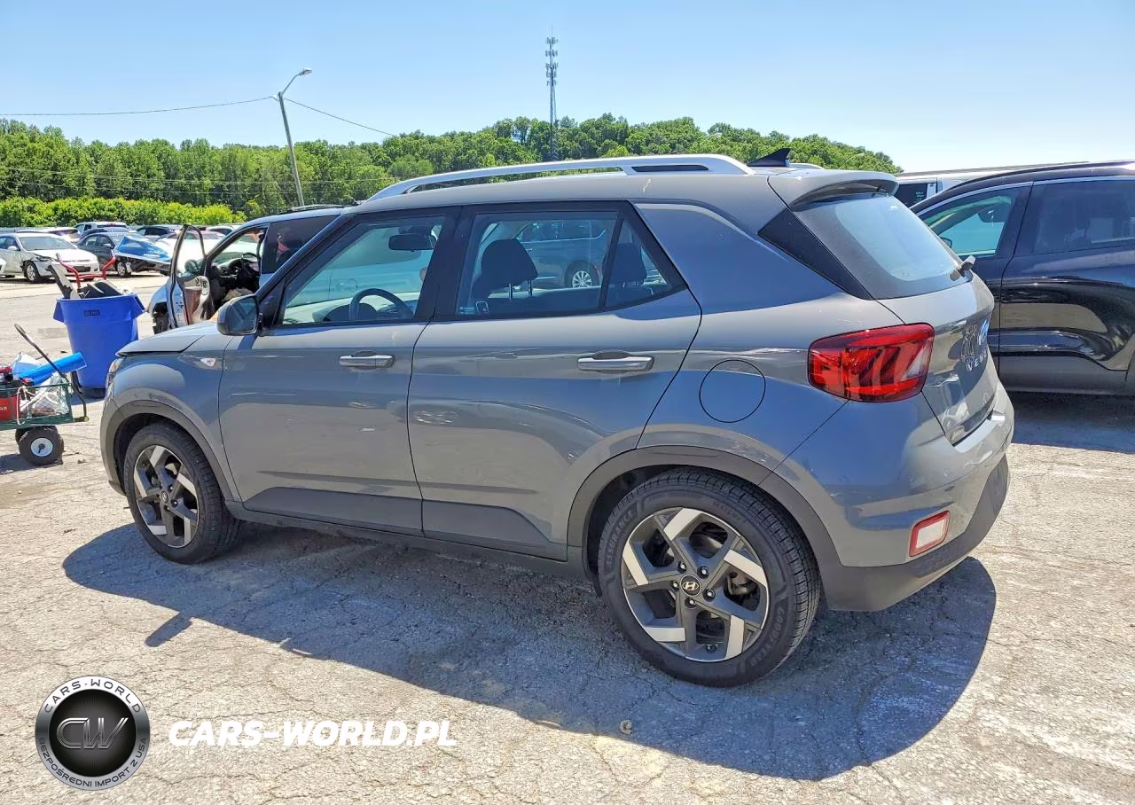 2022 Hyundai Venue Sel VIN:KMHRC8A36NU166945 - 2