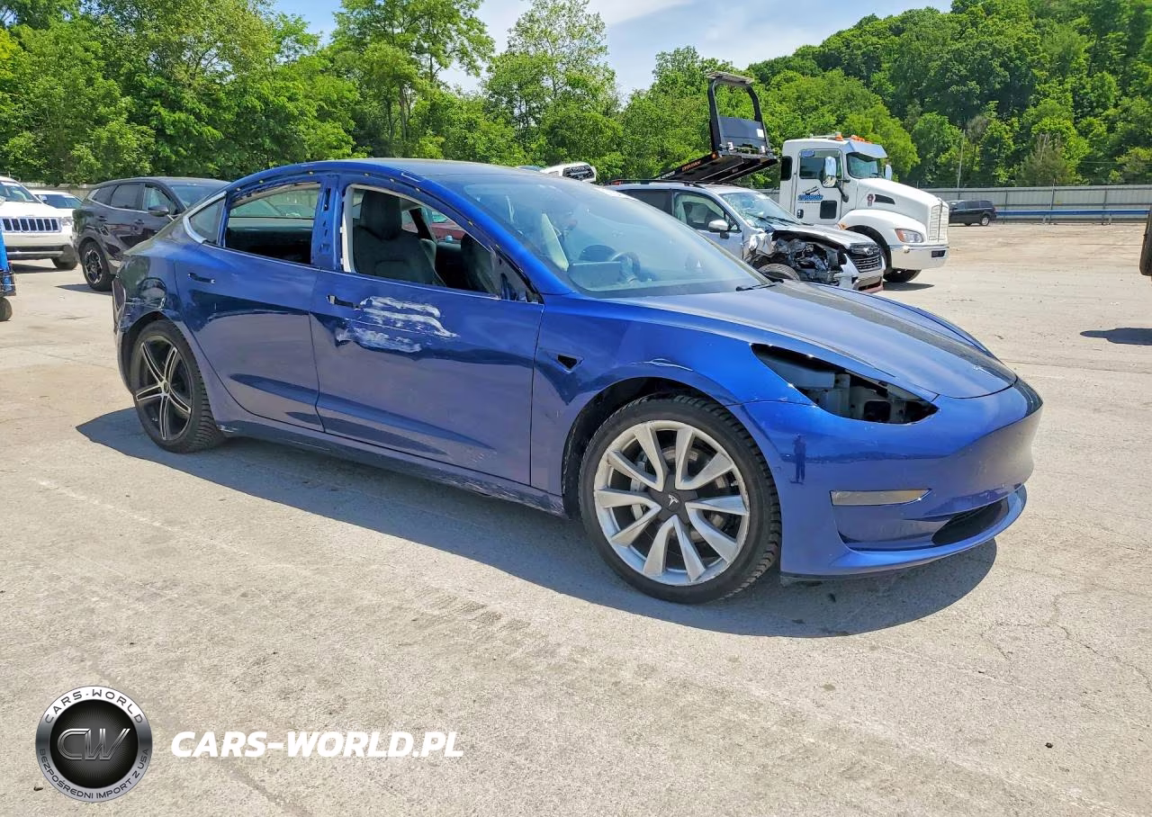 2020 Tesla Model 3 VIN:5YJ3E1EB6LF620503 - 4
