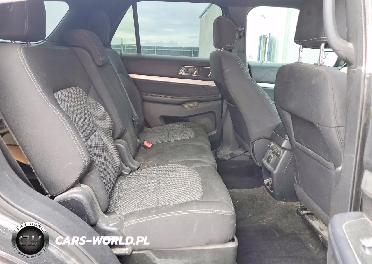 2017 Ford Explorer Xlt VIN:1FM5K8D83HGA93352 - 11