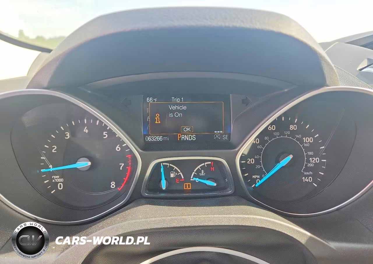 2018 Ford Escape Se VIN:1FMCU9GD9JUA95727 - 9
