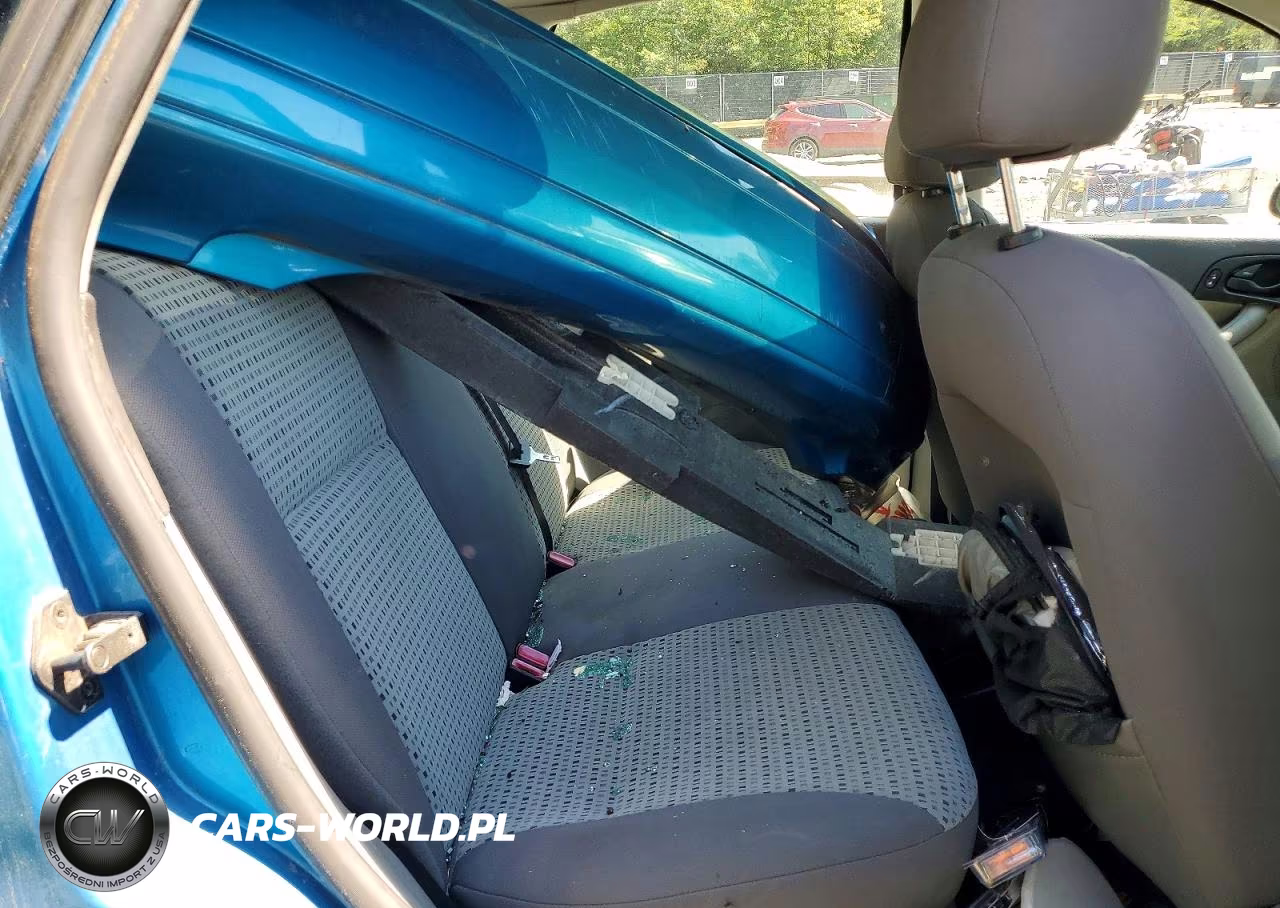 2007 Ford Focus Zx4 VIN:1FAFP34N77W180202 - 10