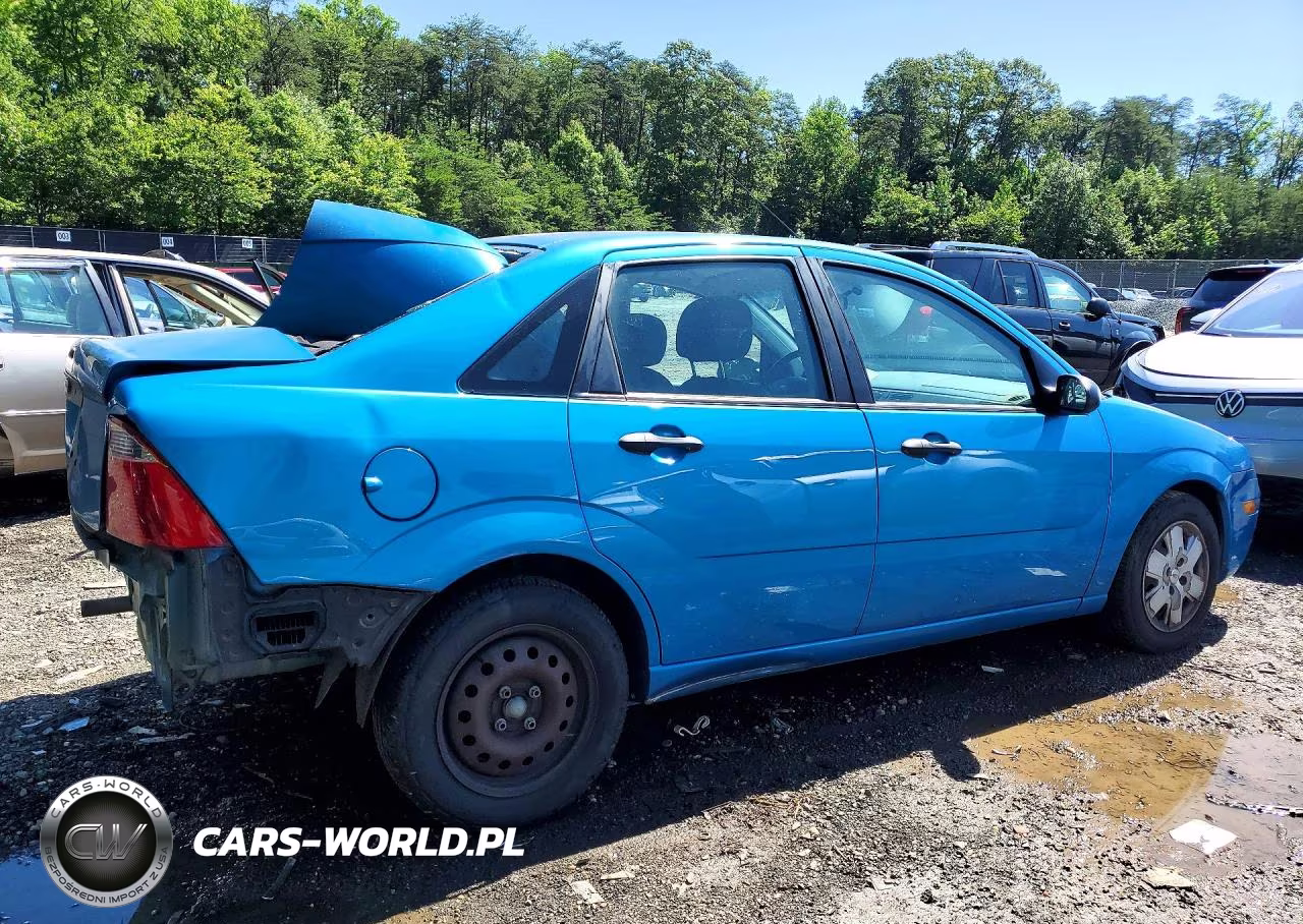 2007 Ford Focus Zx4 VIN:1FAFP34N77W180202 - 3