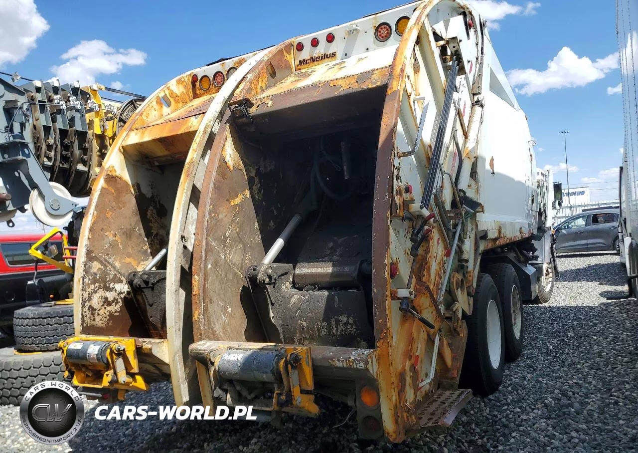 2013 Mack Leu613 Refuse Truck VIN:1M2AU04C6DM007848 - 4