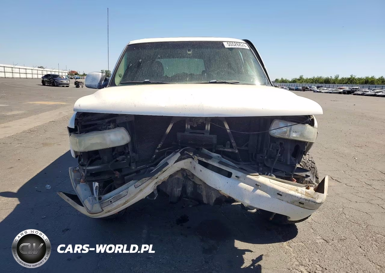 2001 Chevrolet Suburban K1500 VIN:3GNFK16T91G221063 - 5