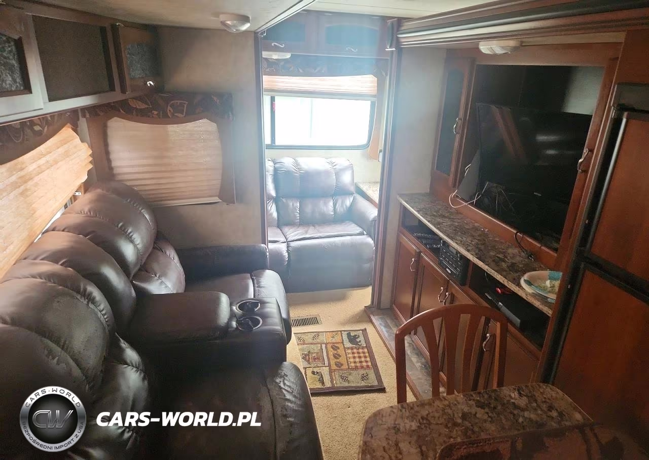 2015 Forest River Primetime VIN:5ZT2AVYBXFB906466 - 6